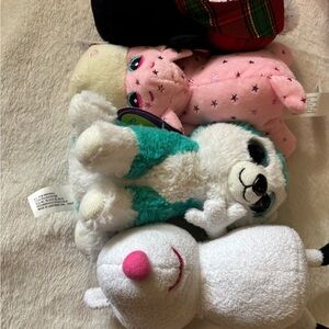 Cute Ty beanie baby penguin,  Redemption hippo,  blue  bear, and peppa pig.